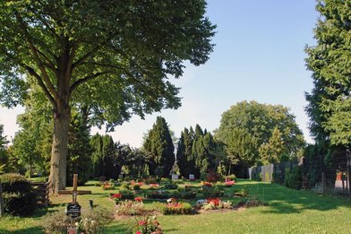 Friedhofsanlage - Copyright: Ev.-Luth. Kirchengemeinde Schwarzenbek